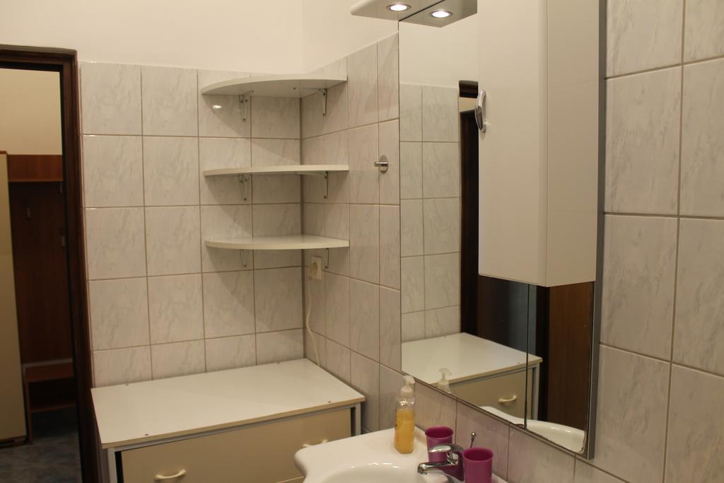 Apartment Nera พูลา ภายนอก รูปภาพ