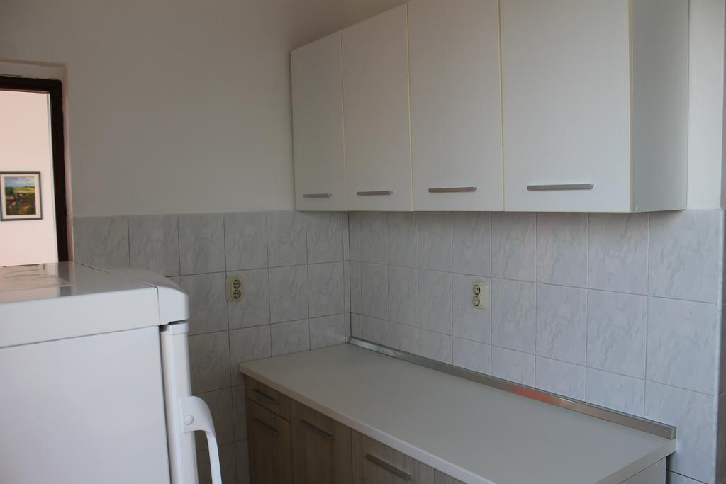 Apartment Nera พูลา ภายนอก รูปภาพ