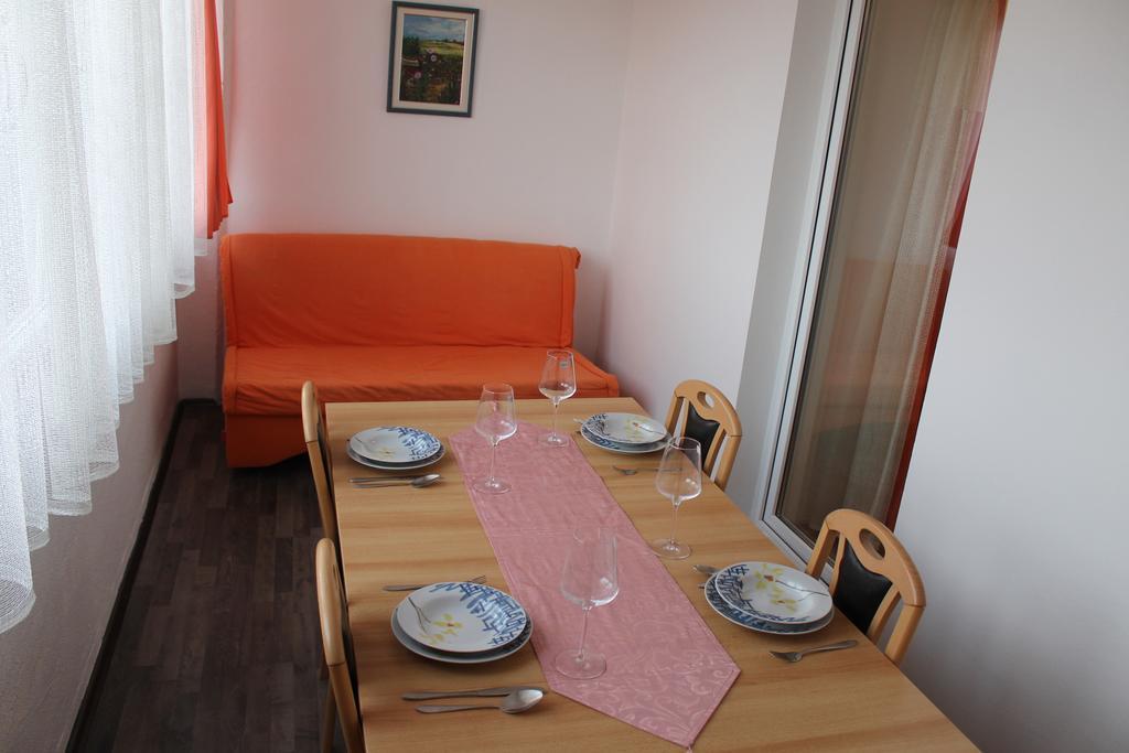 Apartment Nera พูลา ภายนอก รูปภาพ